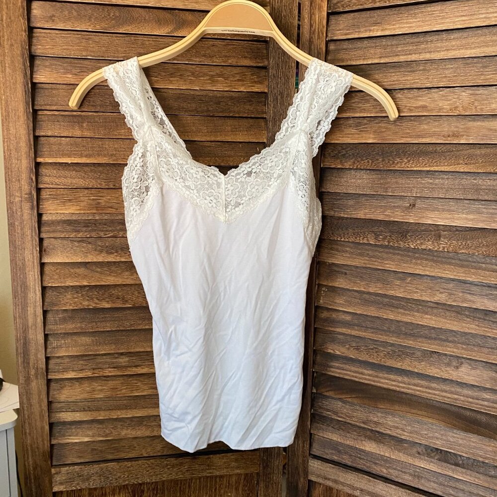 Wayi Lace Snug Camisole White